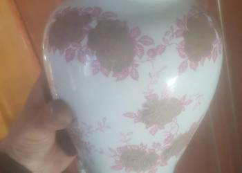 Wazon porcelanowy z okresu Prl chodziez.