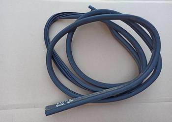 Uszczelka Prawa Drzwi Przesuwnych Renault Trafic II Opel Vivaro A Primastar Uszczelka Prawa Drzwi Przesuwnych Renault Trafic II Opel Vivaro A Primastar