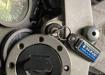 Stacyjka korek zbiornika Suzuki GSX-R 1100 750 zamek siedzenia komplet