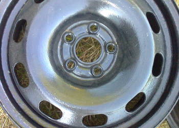 felga stalowa 15 Audi WV Skoda Opel pojedynka