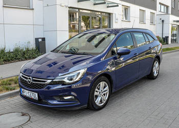 Opel Astra 1,6CDTI Bezwypadkowa 2017 r.