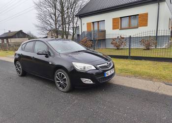 Opel Astra J 1.4 Benzyna Klima Bogata Wersja 5 Drzwi z Niemiec