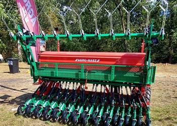 Siewnik zbożowy SR 300 redlice 2-talerzowe Agro-Masz