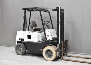 Wózek widłowy DESTA DIESEL 3200kg