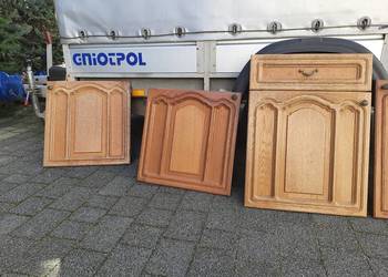Front mebli do przyczepy kempingowej lub kampera