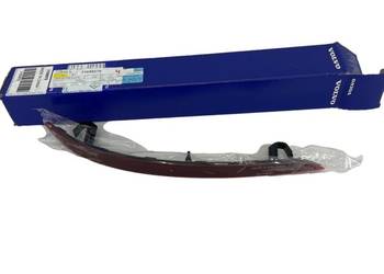 VOLVO XC60 II odblask zderzaka tyl tylny prawy OE 31656678