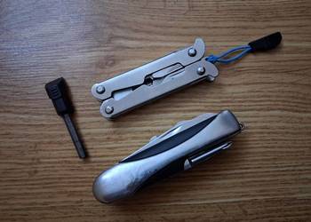 Zestaw scyzoryk + mini multitool + krzesiwo magnezowe