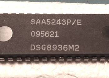 Układ scalony SAA 5243P/E.