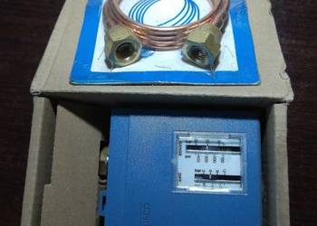 Regulator ciśnienia, Presostat Johnson Controls P735 (P735AA