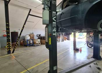 Podnośnik dwukolumnowy EVERT EAE 4,2 t automat 400V 2021