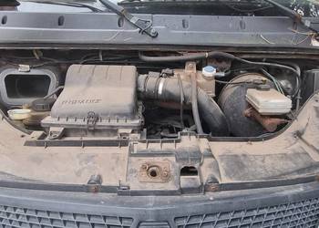 Renault Mascott 3.0 dxi obudowa filtra