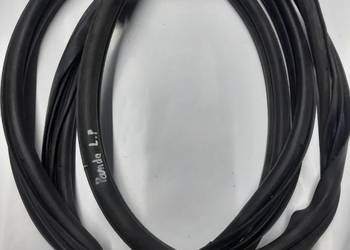 Fiat Panda II 2 uszczelka drzwi lewa przednia lewy przód