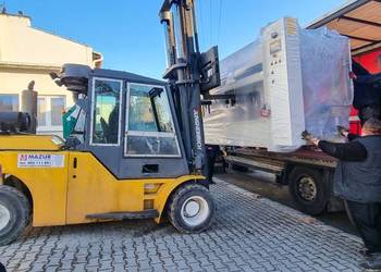 Usługi wózkami widłowymi Kraków Załadunek Rozładunek urządzeń i maszyn