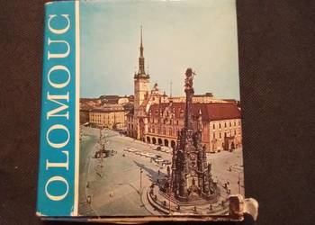 Olomuc w trzech językach angielskim, czeskim i rosyjskim