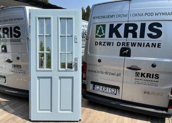 Drzwi zewnętrzne drewniane CZYSTE POWIETRZE NCS BŁĘKITNE