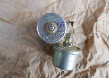 UAZ CZUJNIK CIŚNIENIA OLEJU NA WSKAŹNIK