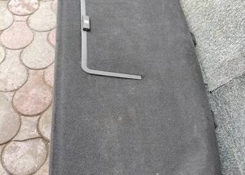 Mercedes W124 półka tylna czarna sedan bez głośników