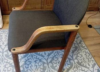 Krzesła drewniane ,retro