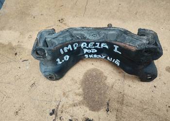Subaru Impreza I 2,0 poduszka skrzyni biegów