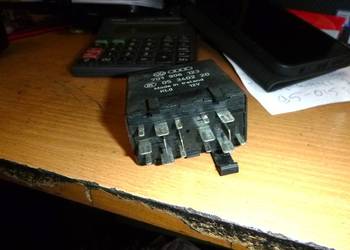 701906123 PRZEKAŹNIK ŚWIEC ŻAROWYCH VW T4 1,9D TD ABL