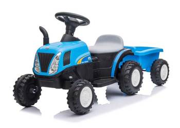 Traktor na akumulator z przyczepą