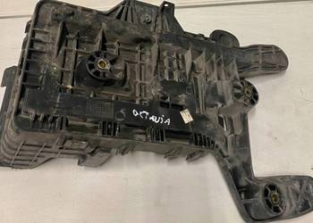PODSTAWA AKUMULATORA AUDI SKODA VW 1K0915333C