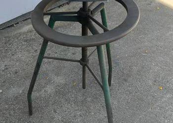 Taboret krzesło warsztatowe