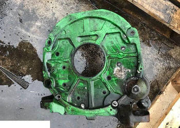 John Deere 6068 - Mocowanie Silnika