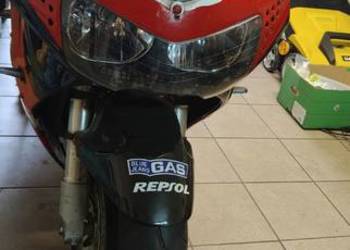 Motocykl Honda CBR 900
