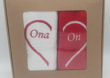 komplet 2 ręczników w pudełku Ona On