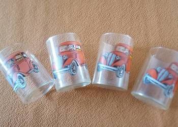 Kieliszki do wódki z nadrukiem auta Simca.Sztuk 4