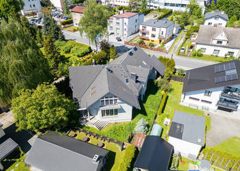 Dom wolnostojący Chybie 396.52m2