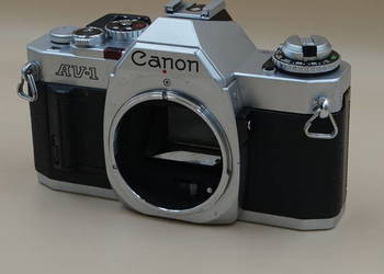 Aparat Canon AV-1