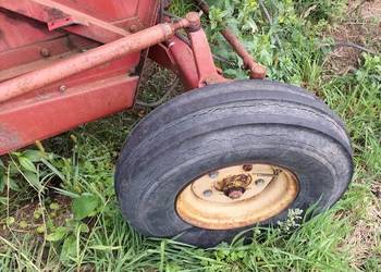 MF Massey Ferguson 186 187  koła r26 r 24 r28