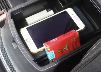 Kia Sportage półka podlokietnika