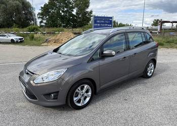 Ford Grand C-MAX BENZYNA 7 Osobowy Klimatyzacja Czujniki Cofania