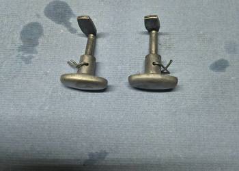 UCHWYTY ZAPIĘCIA .DO PUSZEK NARZĘDZIOWEK WFM WSK SHL