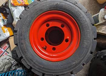 Opony pompowane Michelin18x7-8 wózek widłowy