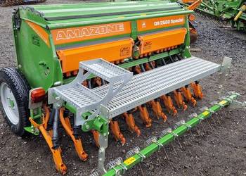 Siewnik Zbożowy Amazone D9 2500 2,5m D8 stan Bdb podest ścieżki Gaspardo