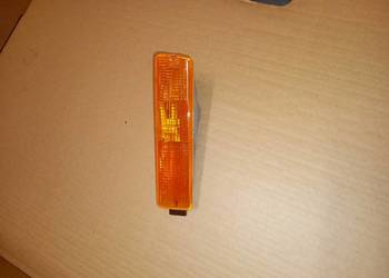 VW Golf II Migacz Kierunkowskaz w Zderzak LEWY