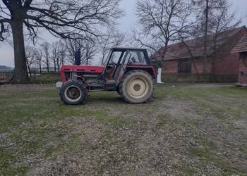 Ciągnik rolniczy Zetor 12045 z przednim napędem