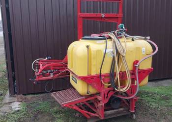 Opryskiwacz 600 L DEMAROL belka 15 m metrów 5 sekcji