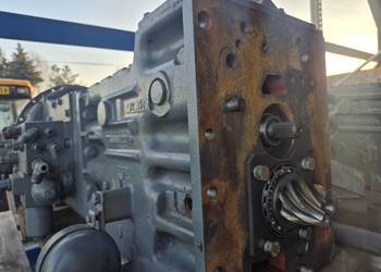 Skrzynia biegow obudowa 7700098363A 7700098067 7700098230H renault claas