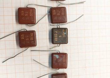 Kondensator Mikowy 2400pF 500V L15 7szt.  (A483)