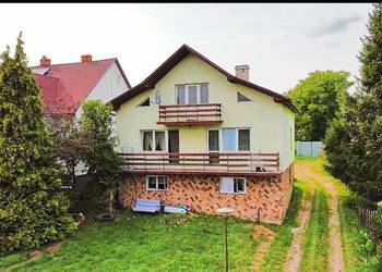 Dom z dużą działka 18km od Kielc , dobry dojazd z miasta