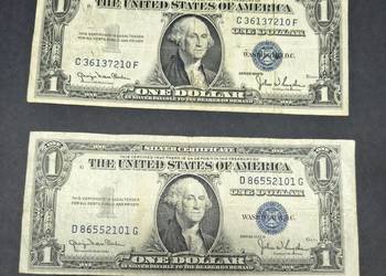 Dwa banknoty 1 dolarowe z 1935 roku (srebrny certyfikat)