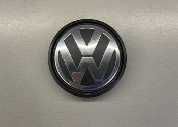VW GOLF PASSAT DEKIELEK FELGI ZNACZEK 7L6601149
