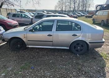 Skoda Octavia 2,0 85 kW 2000 r. dawca części