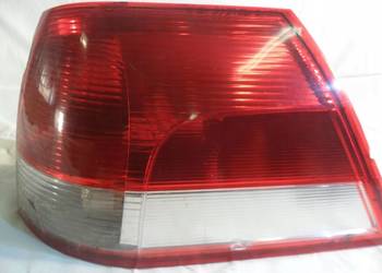 Opel Vectra C kombi lampa prawa tylnia prawy tył