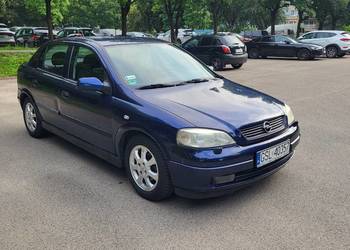Astra świeża jak na swoje lata ;)